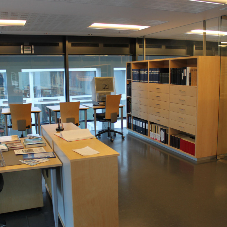 e03b7ef8e63ec147a6190220fd17e907