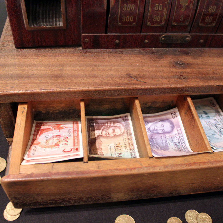 8f2aed2bb87ae17b7574eb473279a543