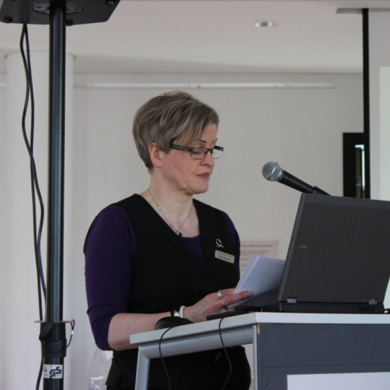 14f886efe073a3c9a49324ed1227cdc9