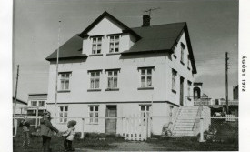 Brekka í Hrísey 1972. Mynd Jóhannesar Óla Sæmundssonar