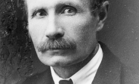 Björn Pálsson (1882-1967), bóndi í Pálsgerði Grýtubakkahreppi 1909-33, síðar verslunarmaður í Hrísey…